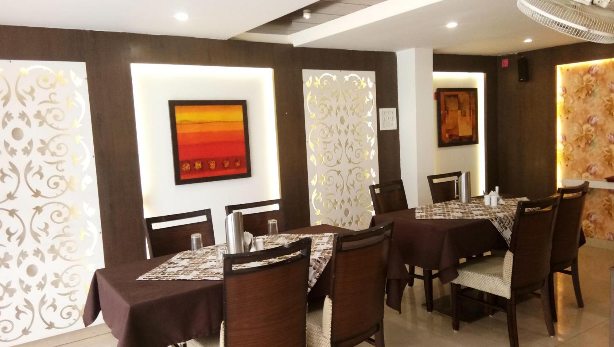Hotel Banjara Bhopal Esterno foto