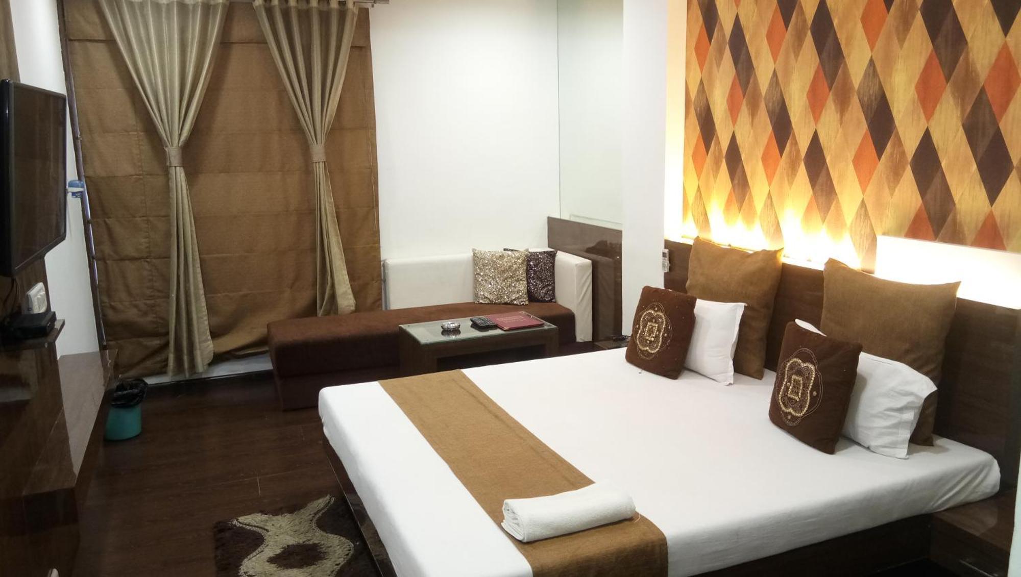 Hotel Banjara Bhopal Esterno foto