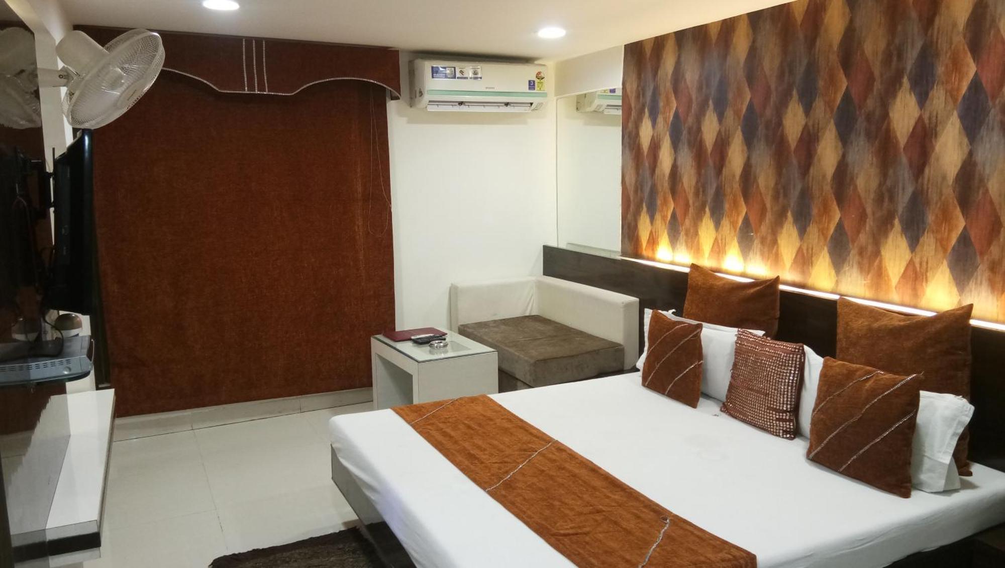 Hotel Banjara Bhopal Esterno foto