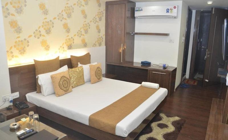 Hotel Banjara Bhopal Esterno foto